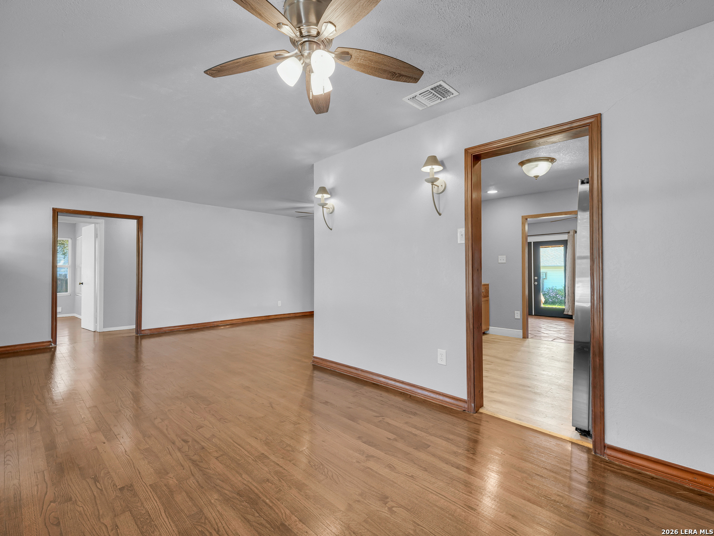 218 EUREKA DR, San Antonio, TX 78223