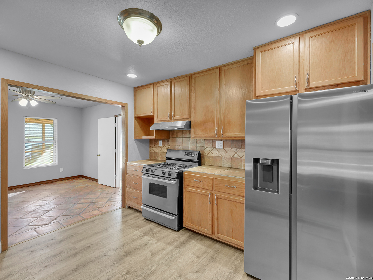 218 EUREKA DR, San Antonio, TX 78223