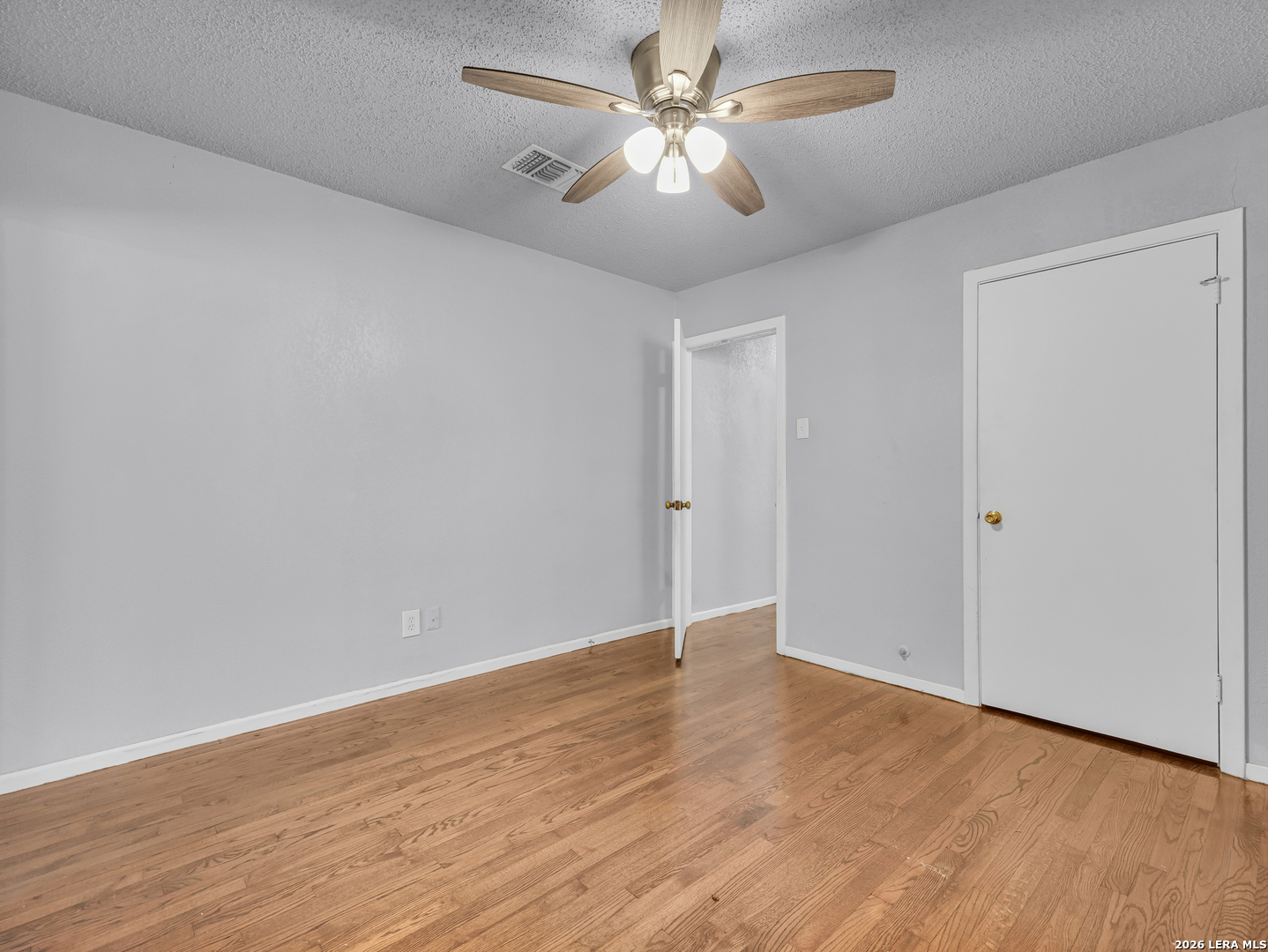218 EUREKA DR, San Antonio, TX 78223