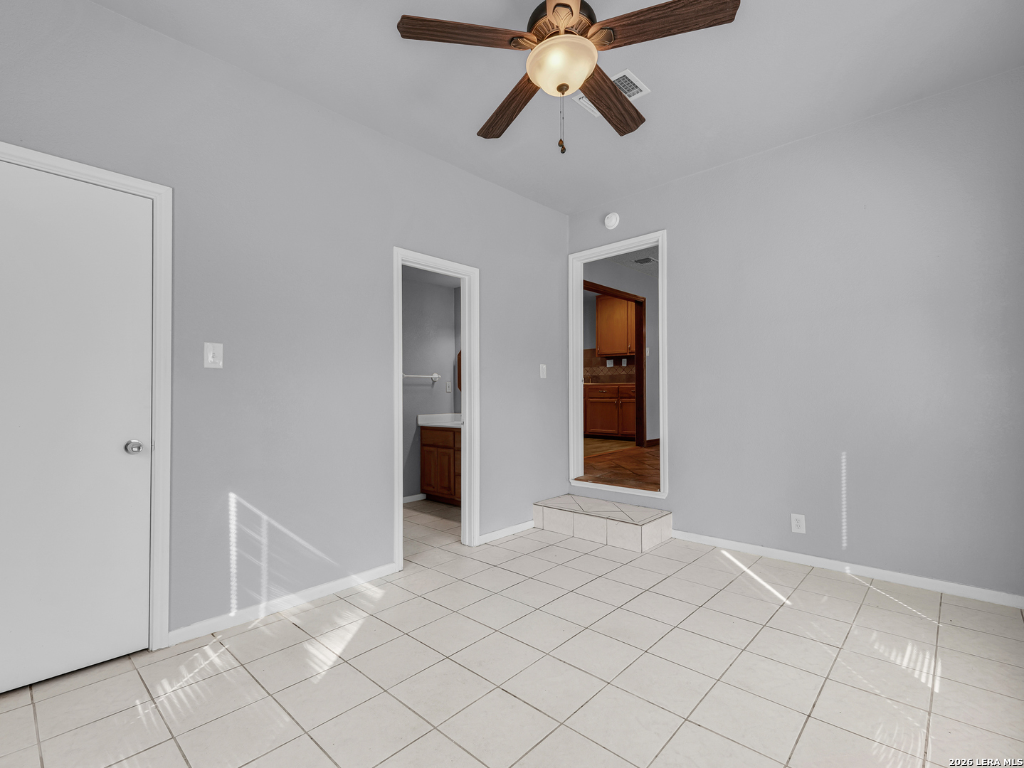 218 EUREKA DR, San Antonio, TX 78223