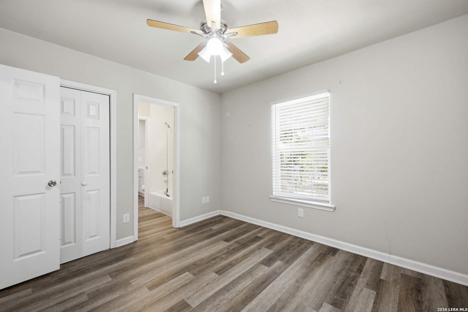1809 W Southcross, San Antonio, TX 78211