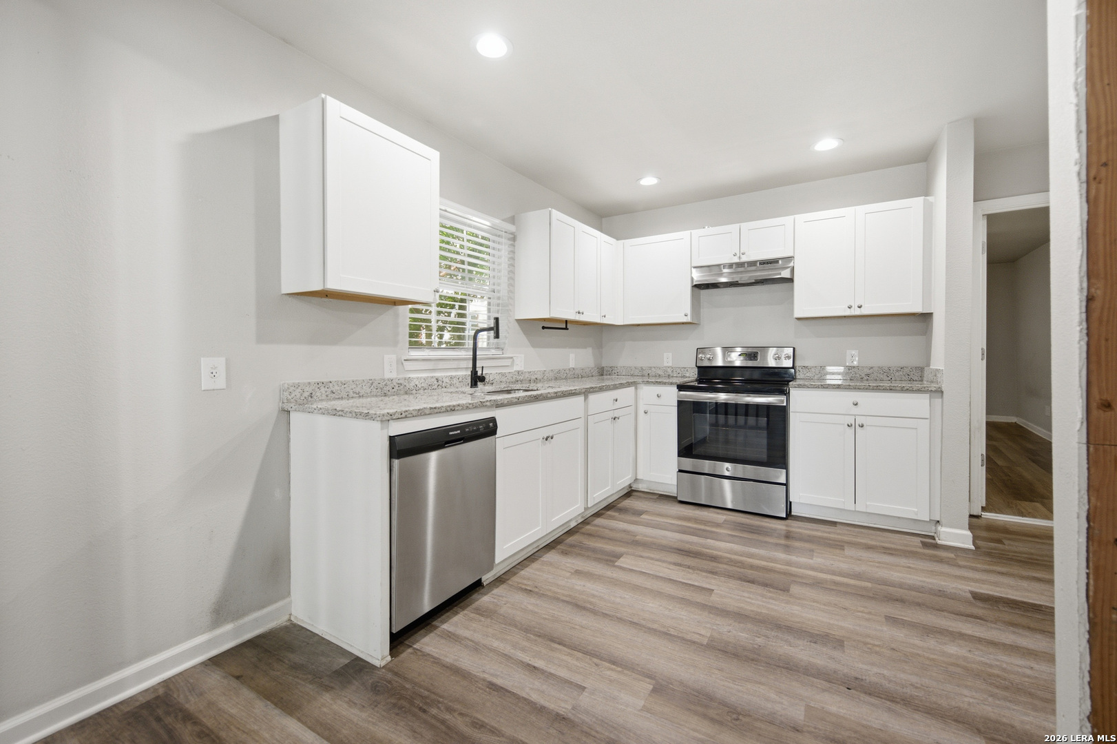 1809 W Southcross, San Antonio, TX 78211