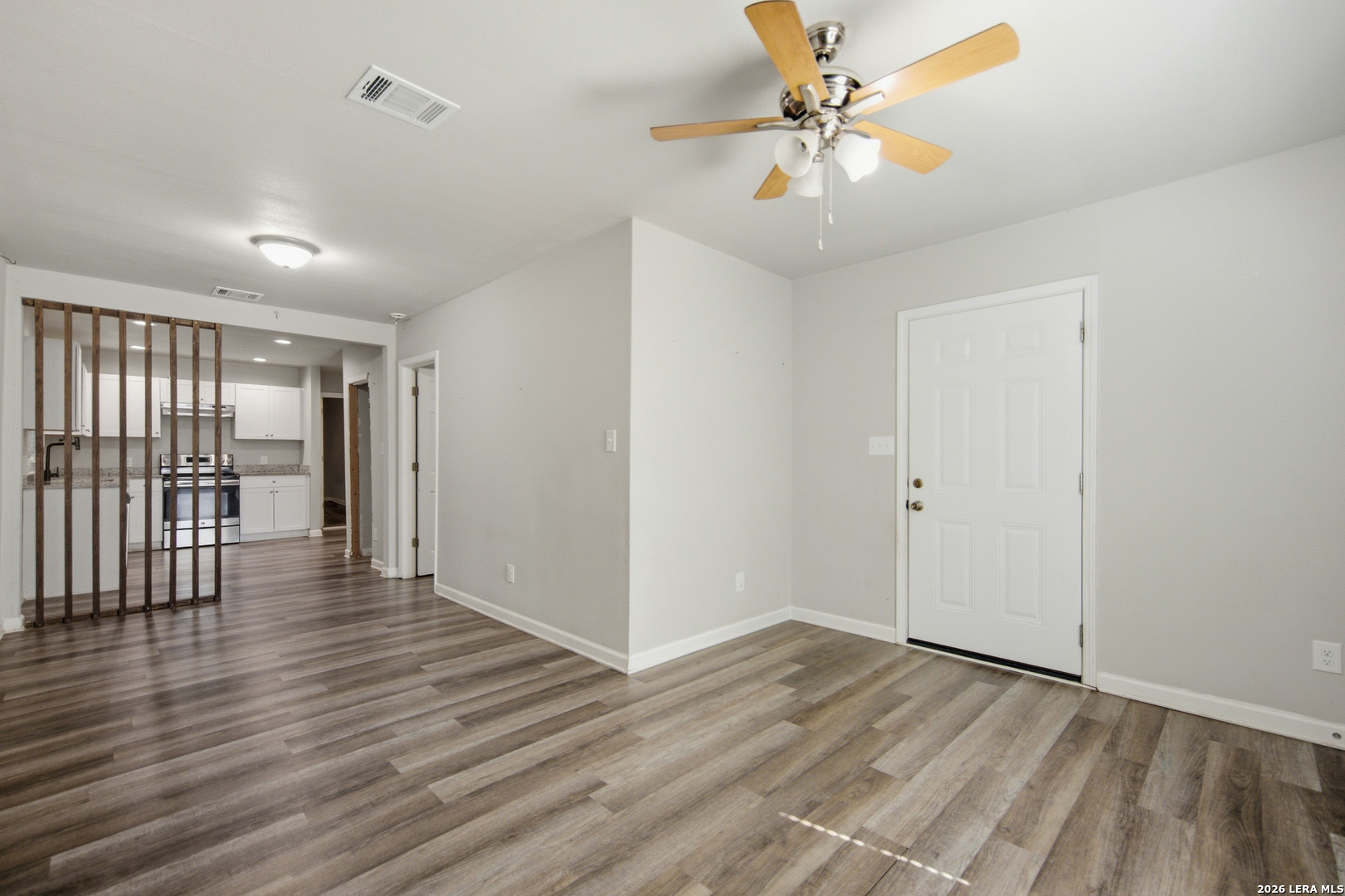 1809 W Southcross, San Antonio, TX 78211