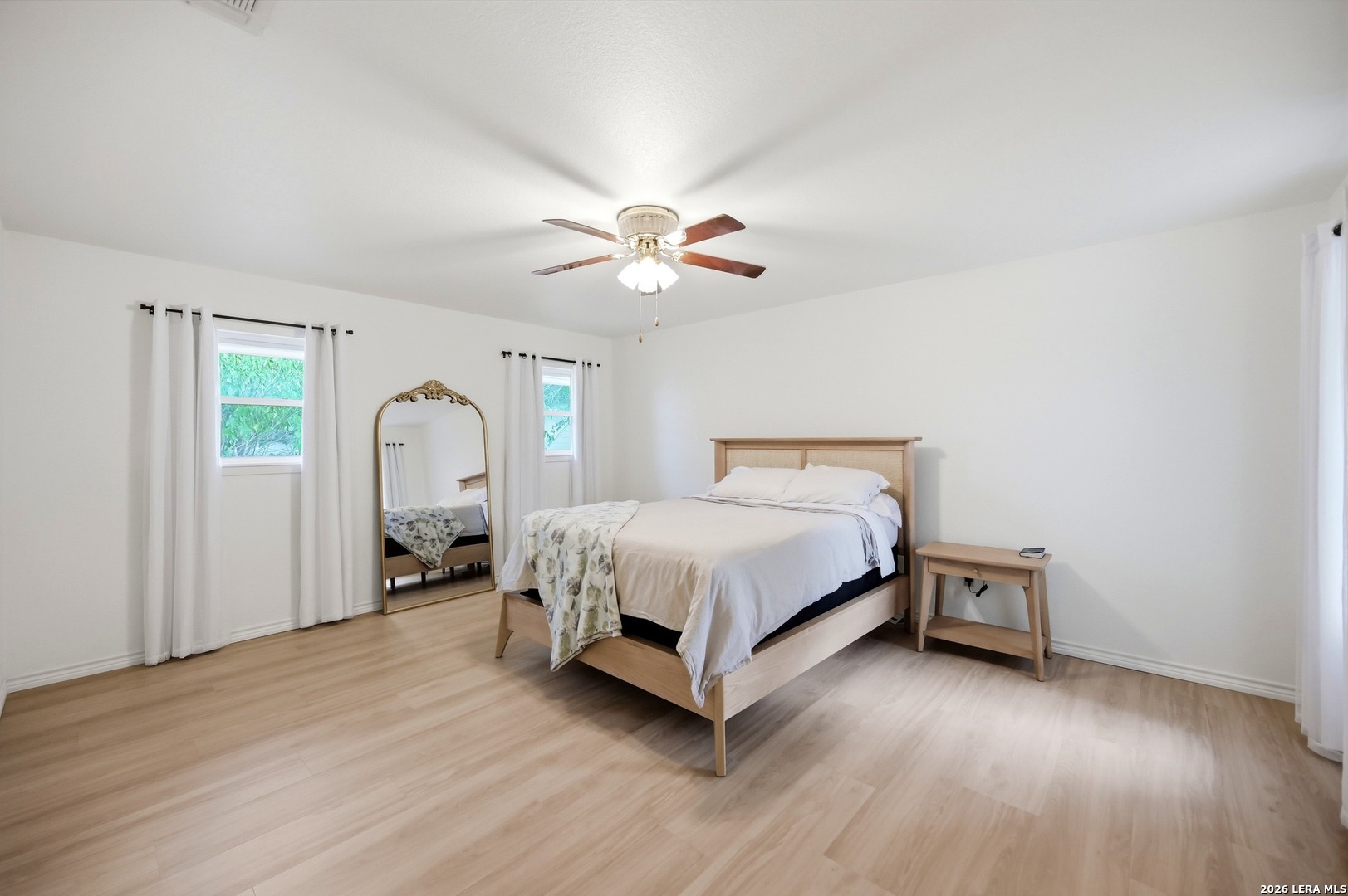 401 N Mesquite, Pearsall, TX 78061