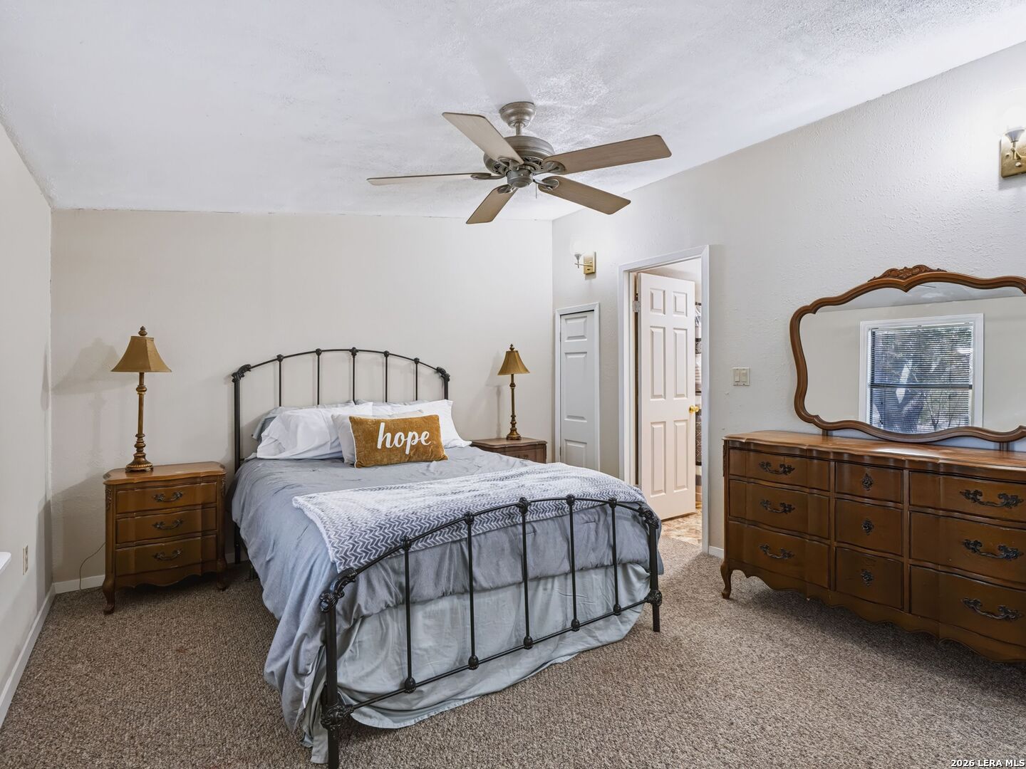1555 Hoffman Road, Lytle, TX 78052