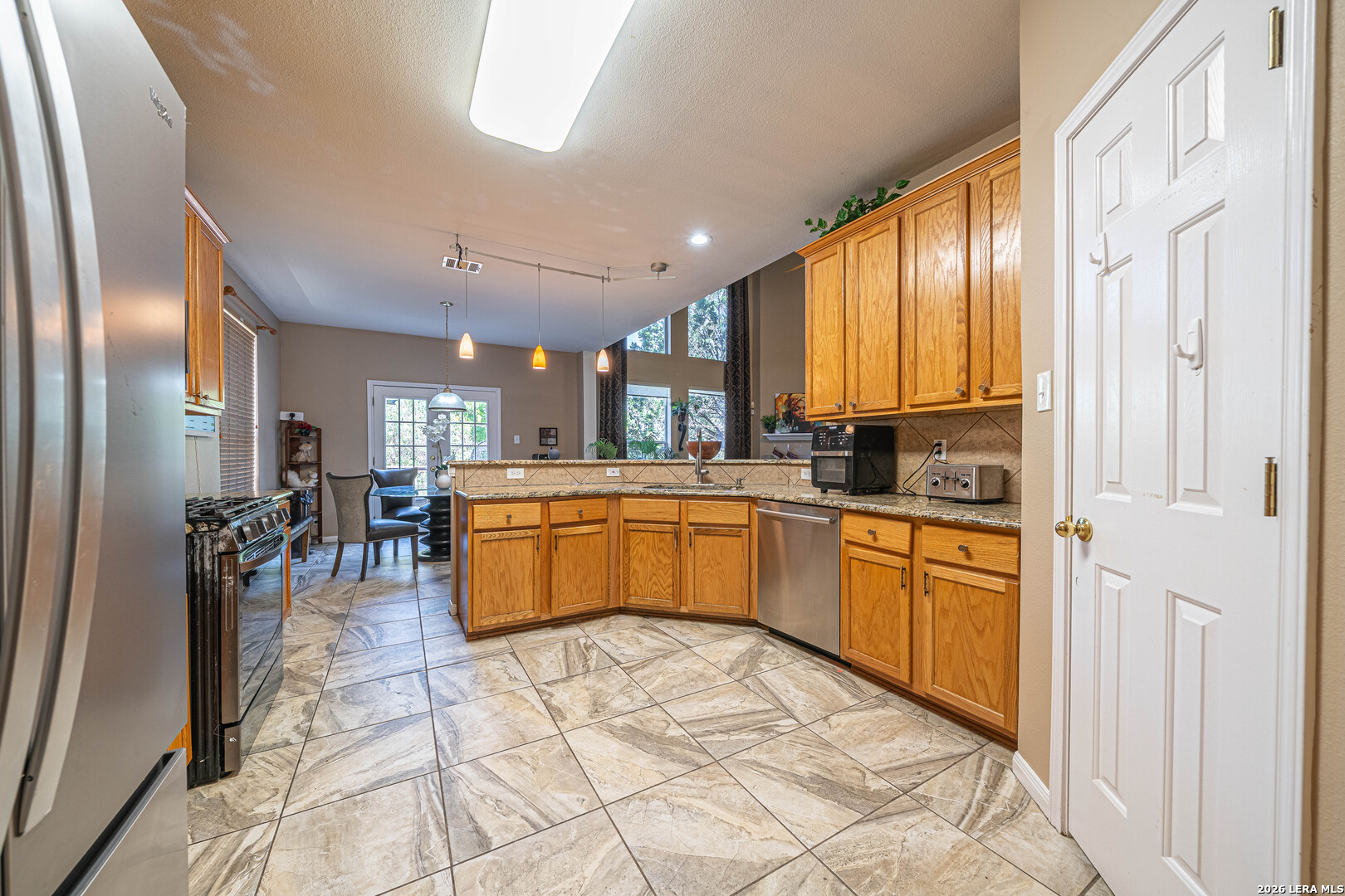 615 Windhurst, San Antonio, TX 78258