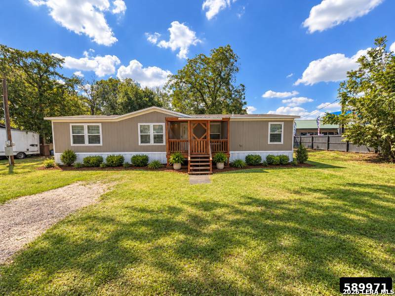 Property photo for 105 E NEWMAN ST, Cuero, TX