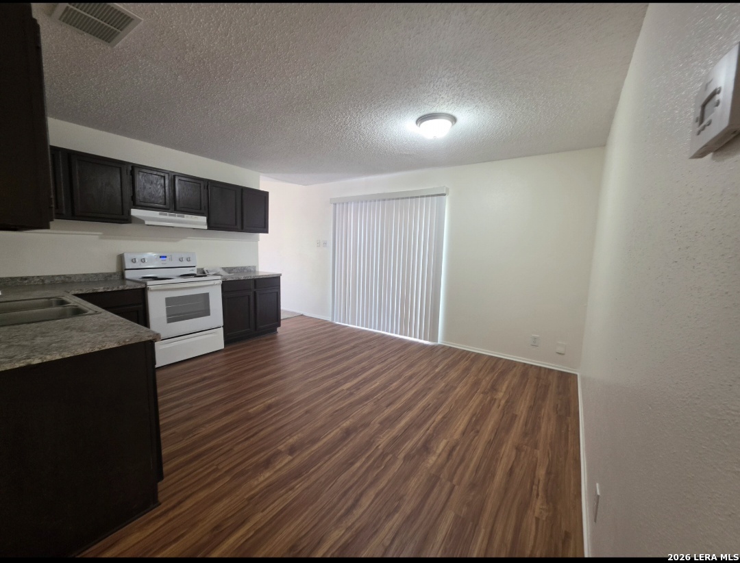 2520 Corian Glen, San Antonio, TX 78219