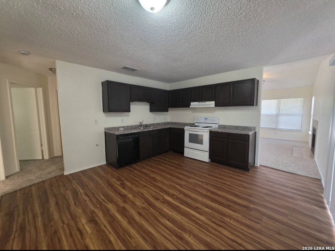 2520 Corian Glen, San Antonio, TX 78219