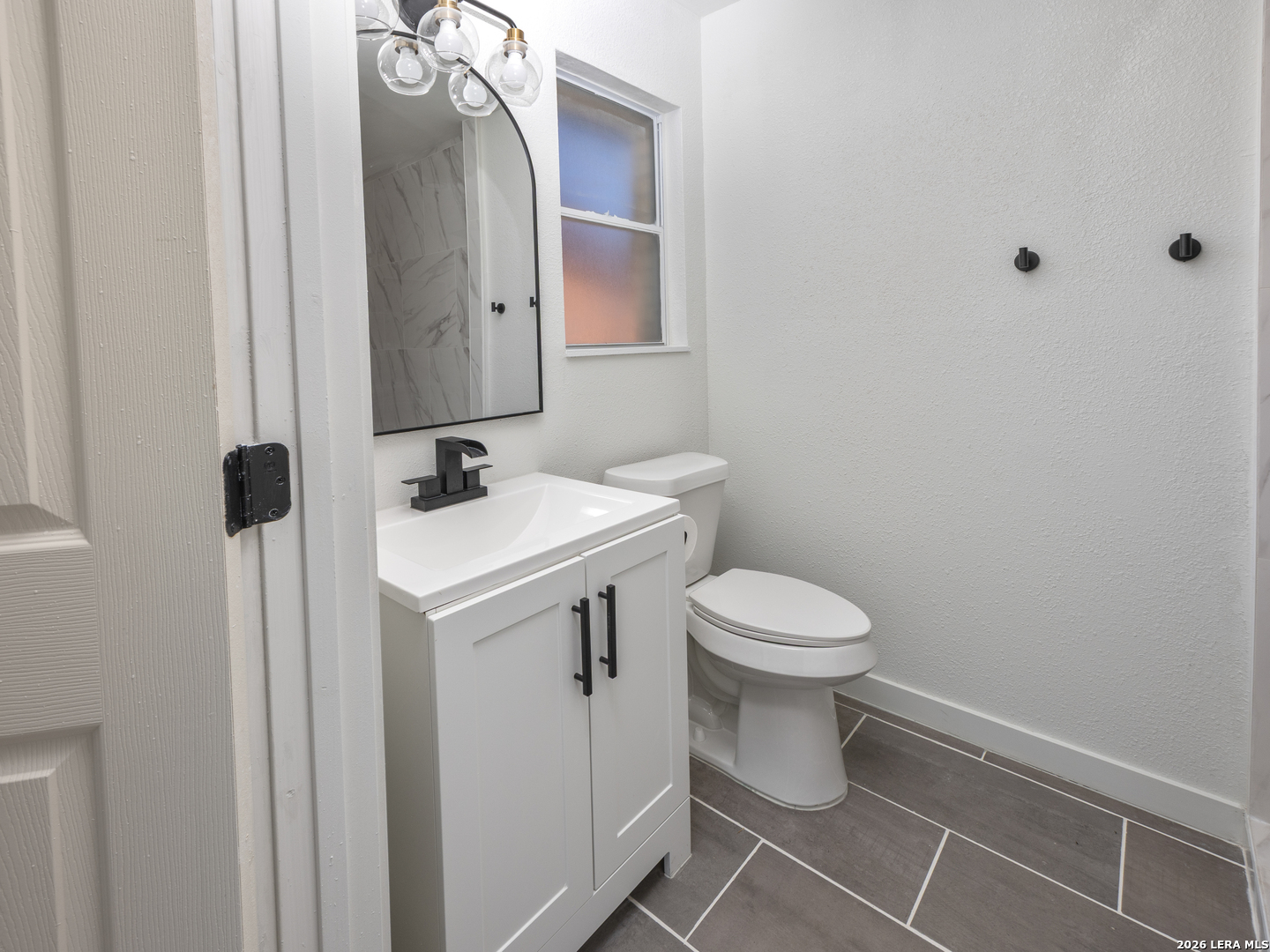 4915 Creekmoor Dr, San Antonio, TX 78220