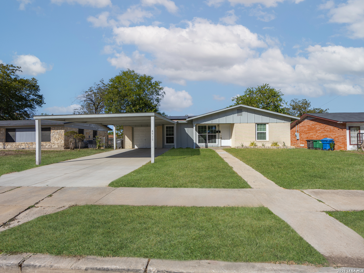 4915 Creekmoor Dr, San Antonio, TX 78220
