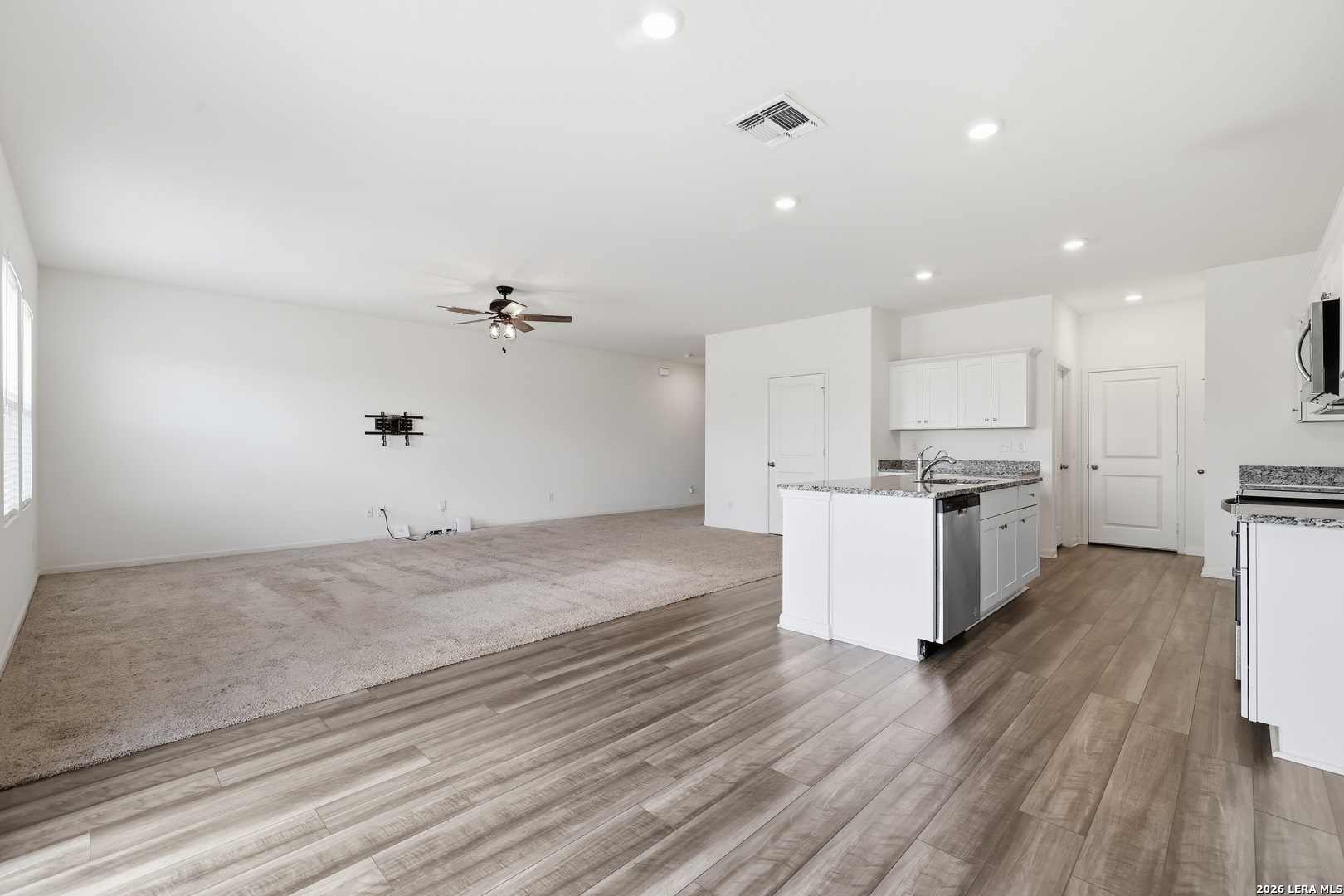 8623 Basil Brk, photo 9