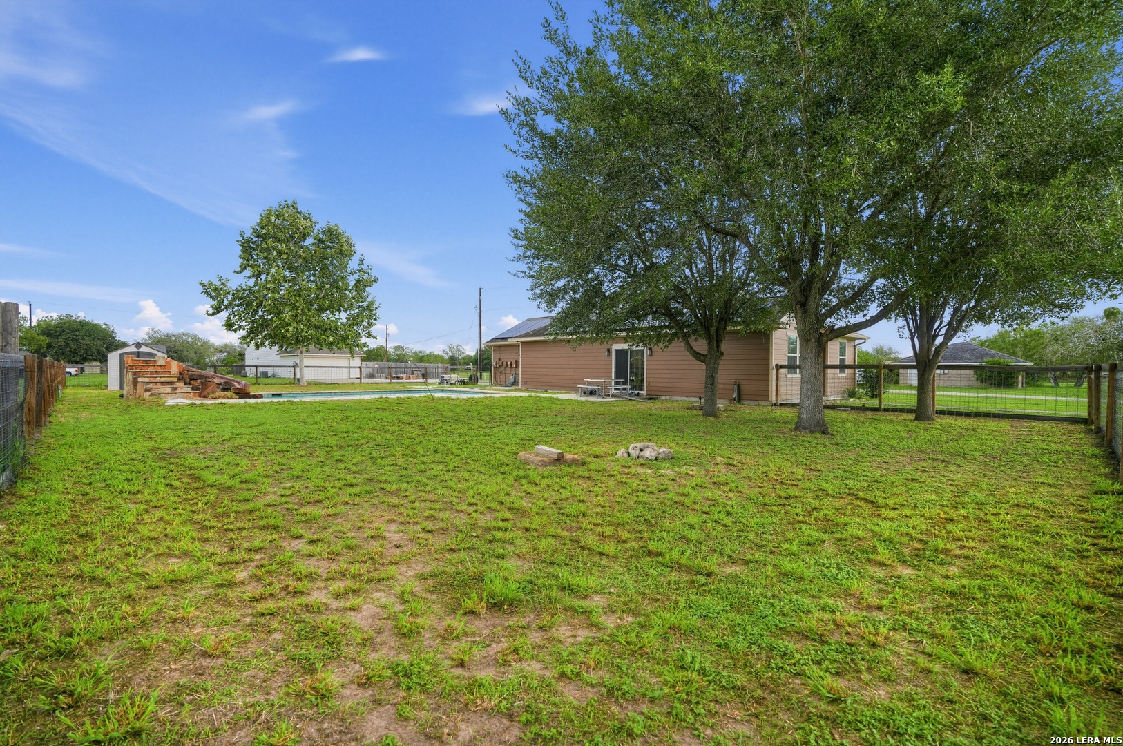402 W Sullivan, Skidmore, TX 78389