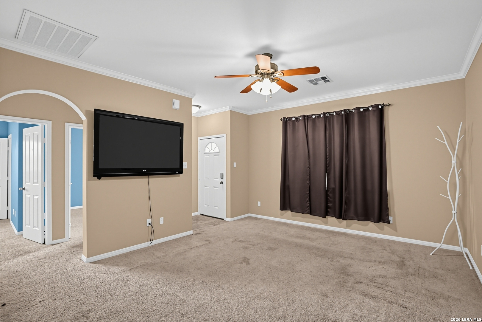 402 W Sullivan, Skidmore, TX 78389