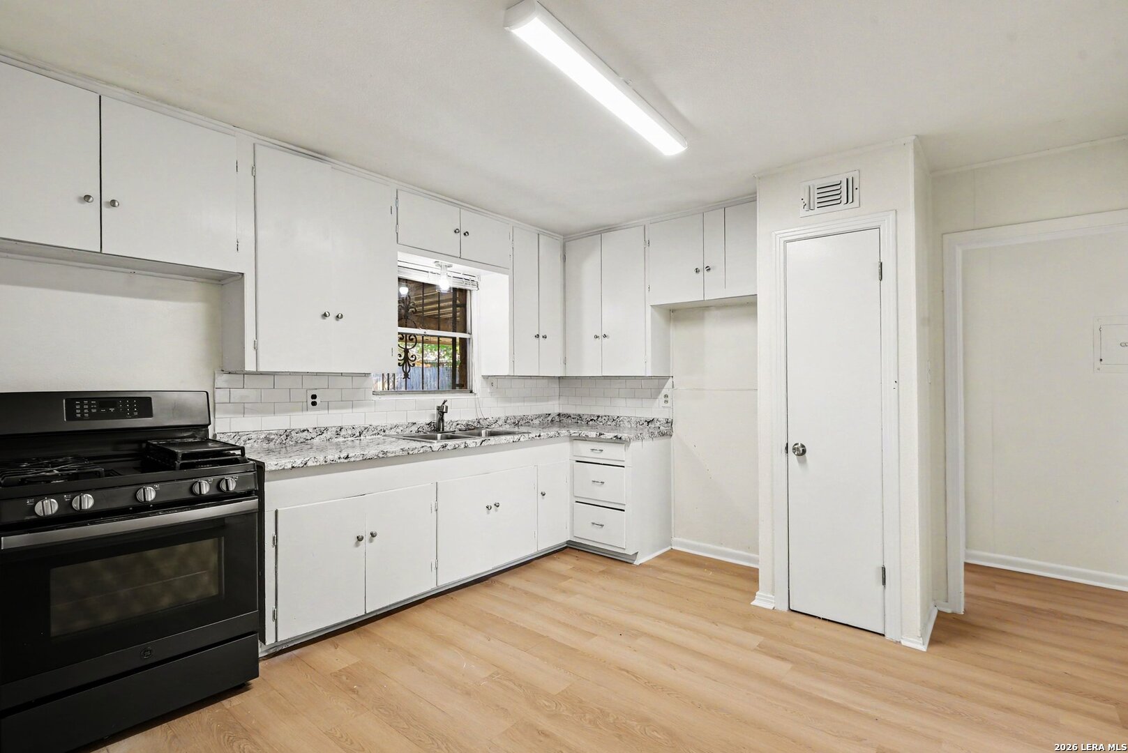 287 HARCOURT AVE, San Antonio, TX 78223
