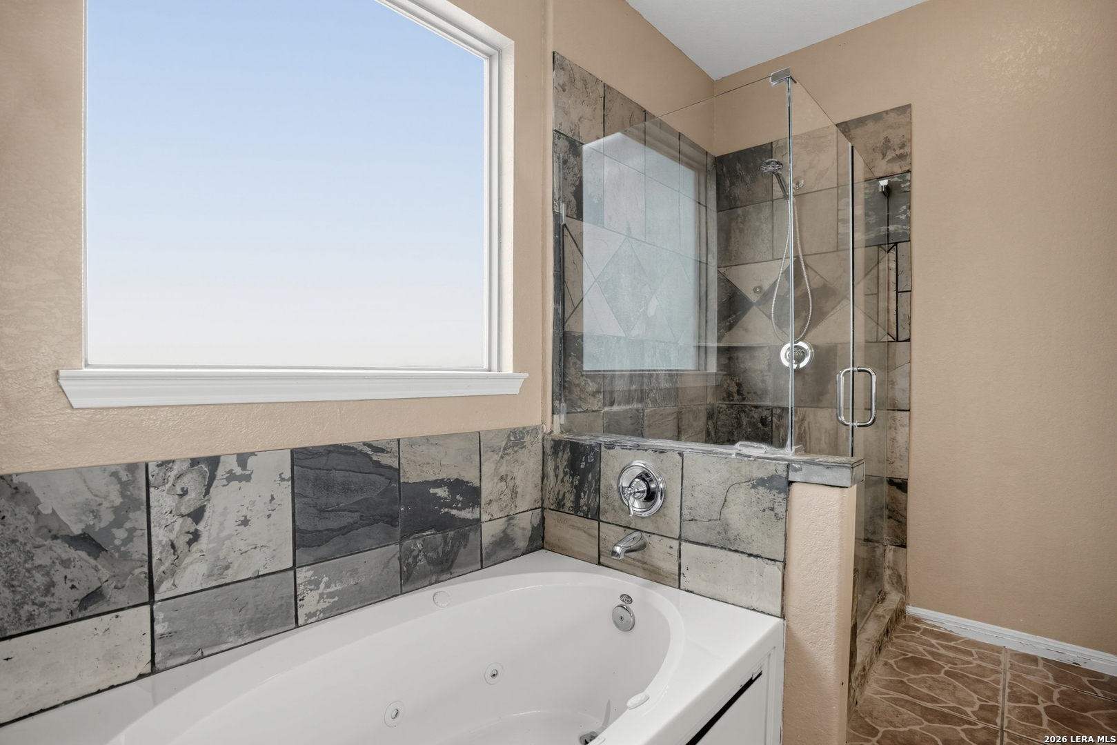 402 W Sullivan, Skidmore, TX 78389