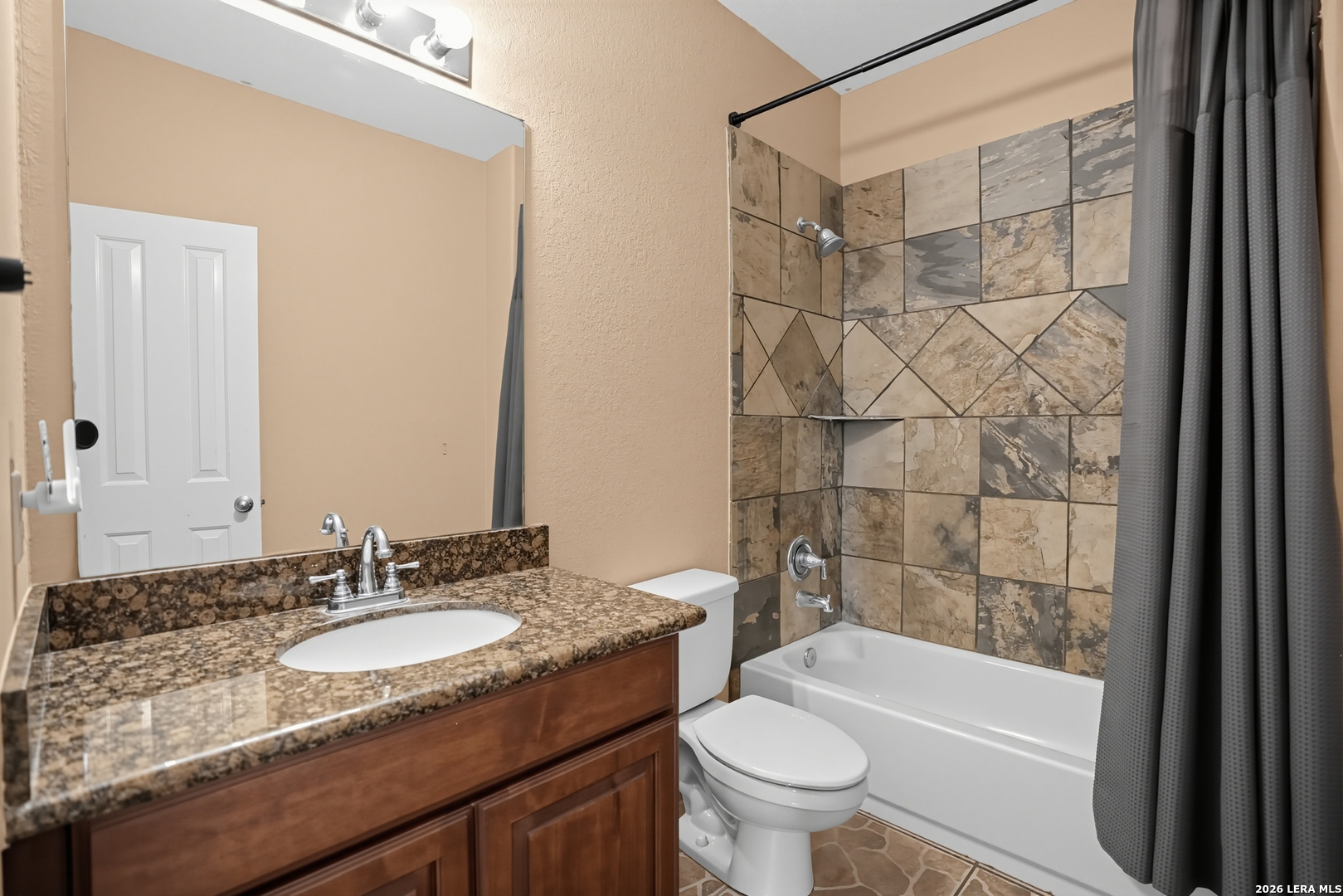 402 W Sullivan, Skidmore, TX 78389