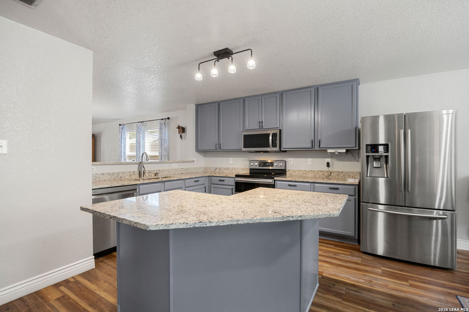 213 Gatewood Oaks, Cibolo, TX 78108