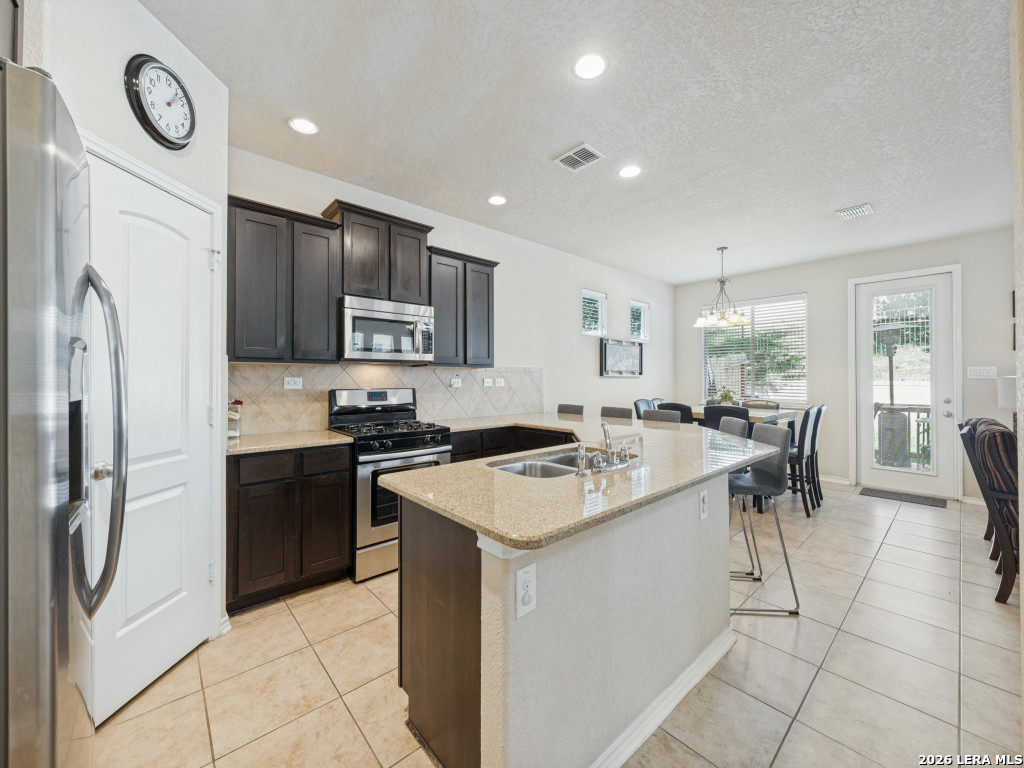 1403 Nicholas Mnr, San Antonio, TX 78258