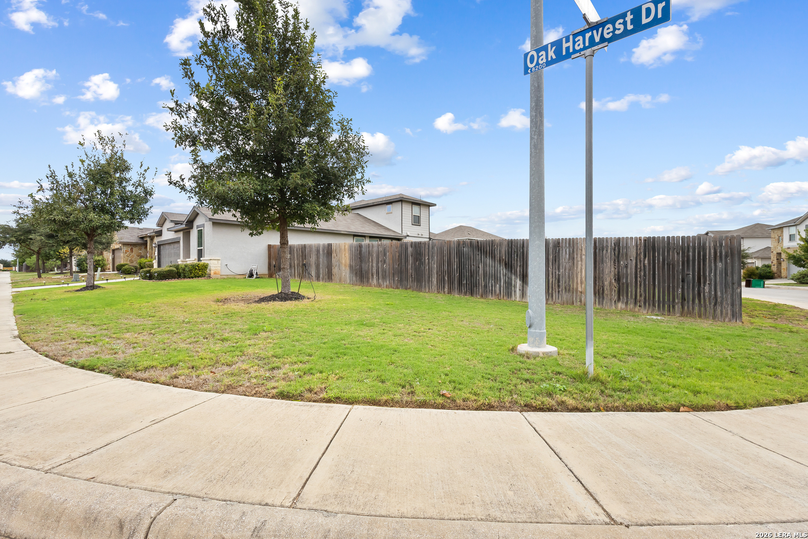 8214 Oak Harvest, San Antonio, TX 78254