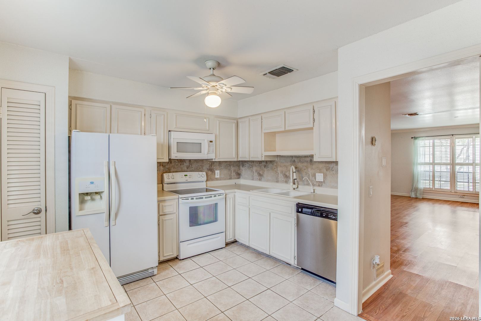 165 W Rampart, #1203, San Antonio, TX 78216