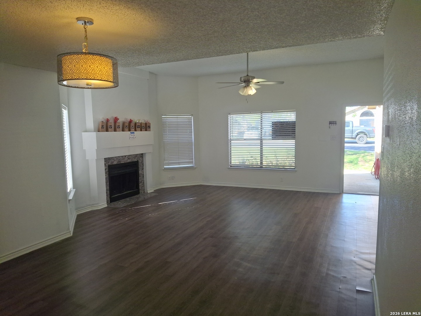 8742 RIDGE MILE, San Antonio, TX 78239