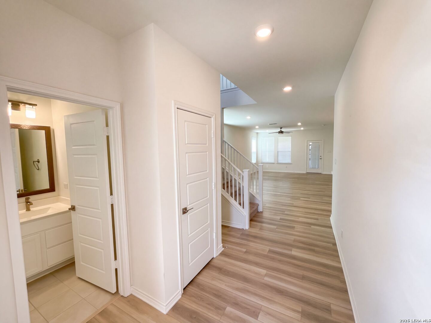 424 SAMBAR BAY DR, Boerne, TX 78006