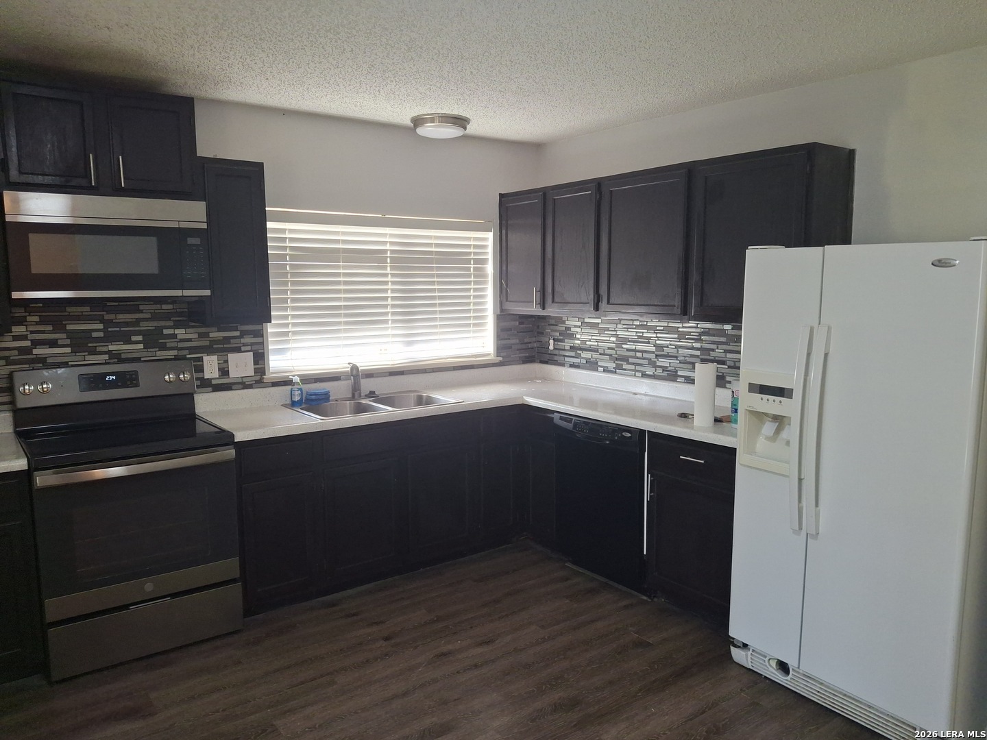 8742 RIDGE MILE, San Antonio, TX 78239