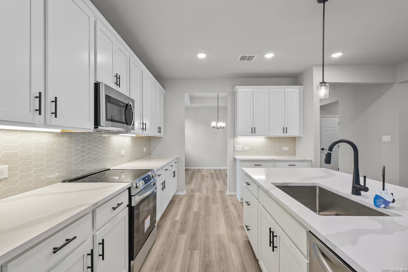 421 Tims Way, Seguin, TX 78155