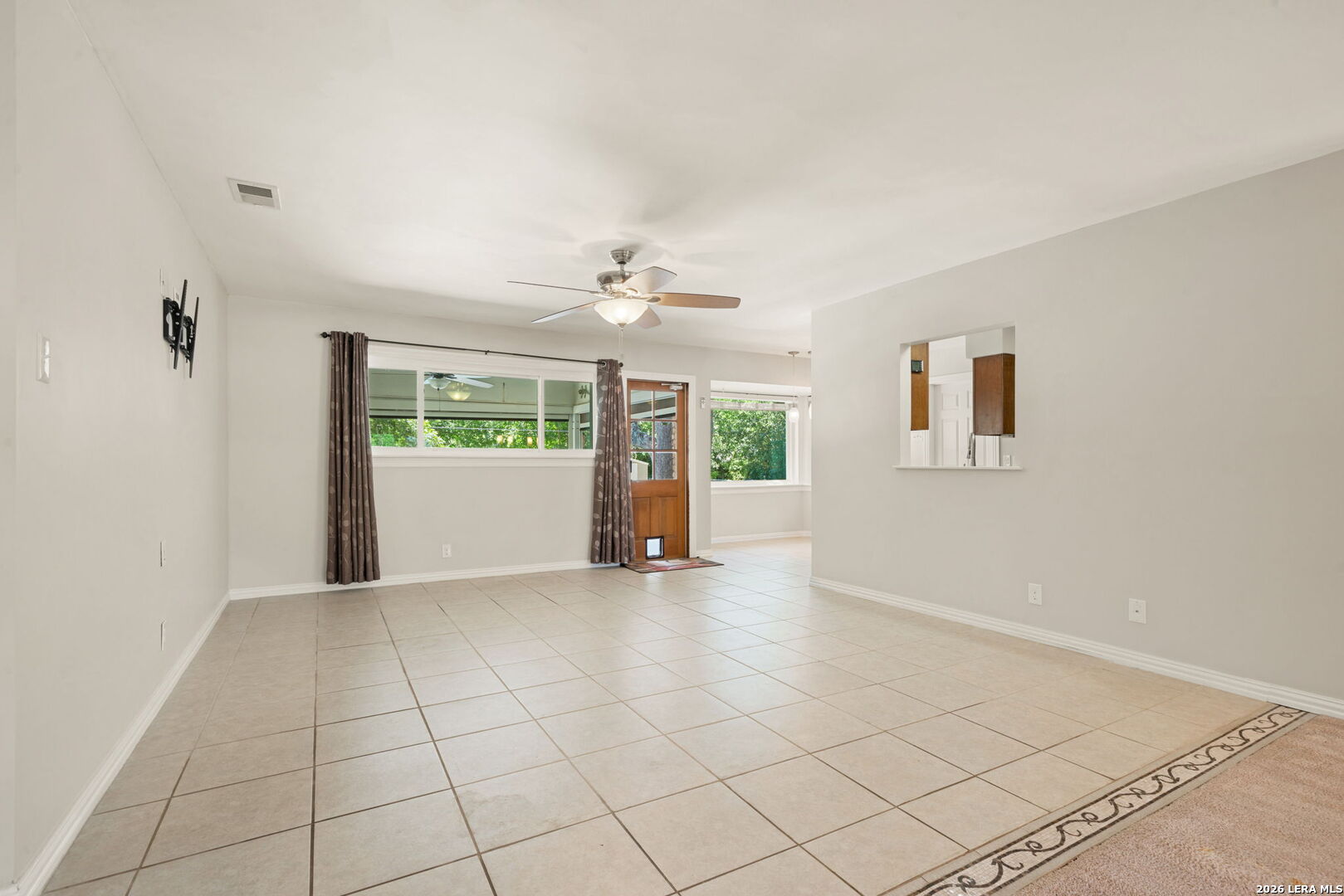 638 Rocklyn Dr, Windcrest, TX 78239