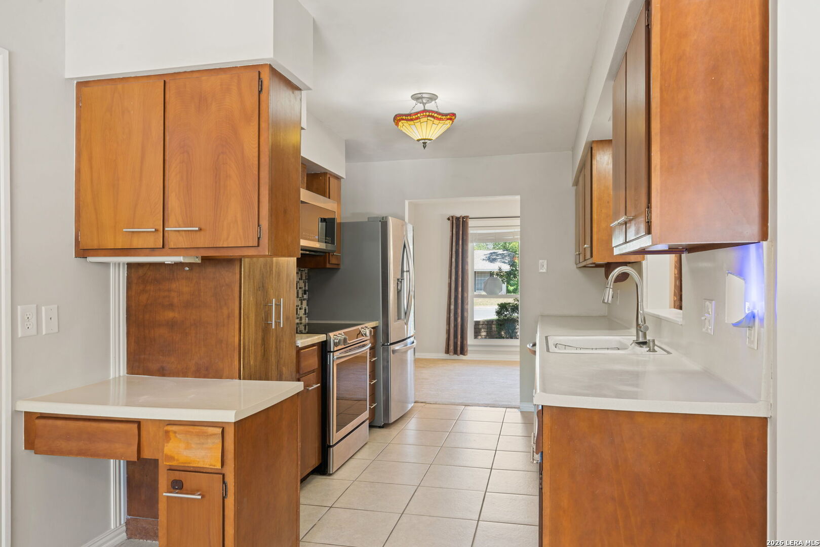 638 Rocklyn Dr, Windcrest, TX 78239