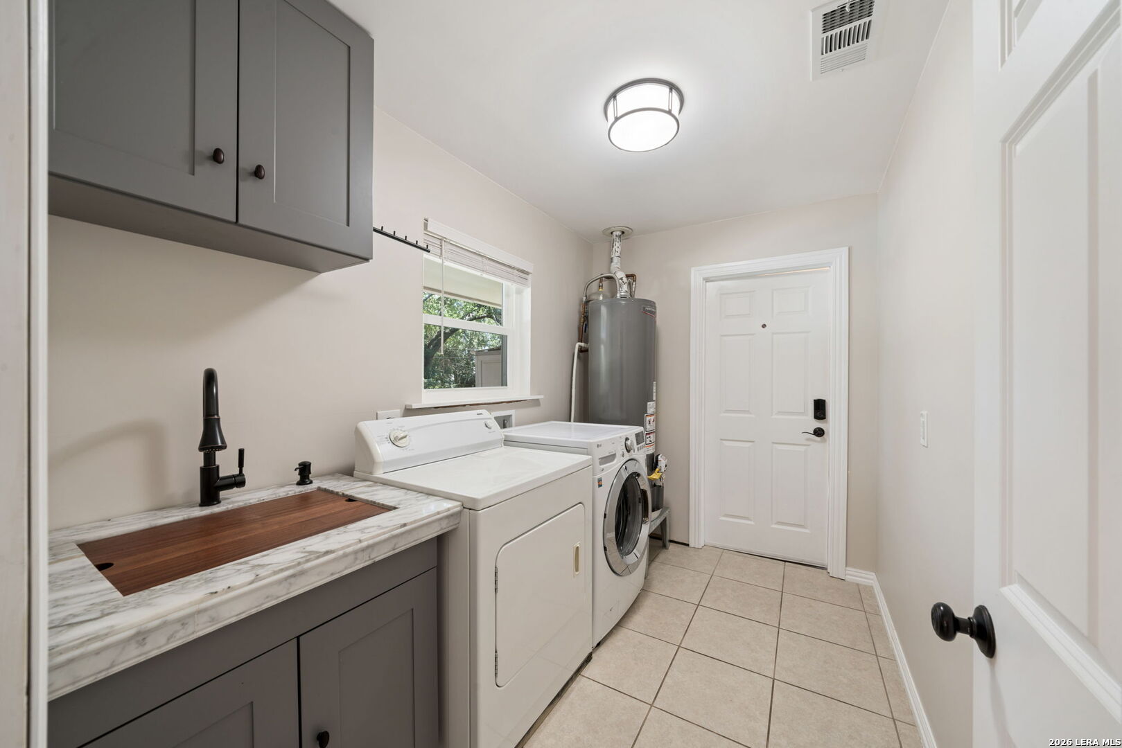 638 Rocklyn Dr, Windcrest, TX 78239