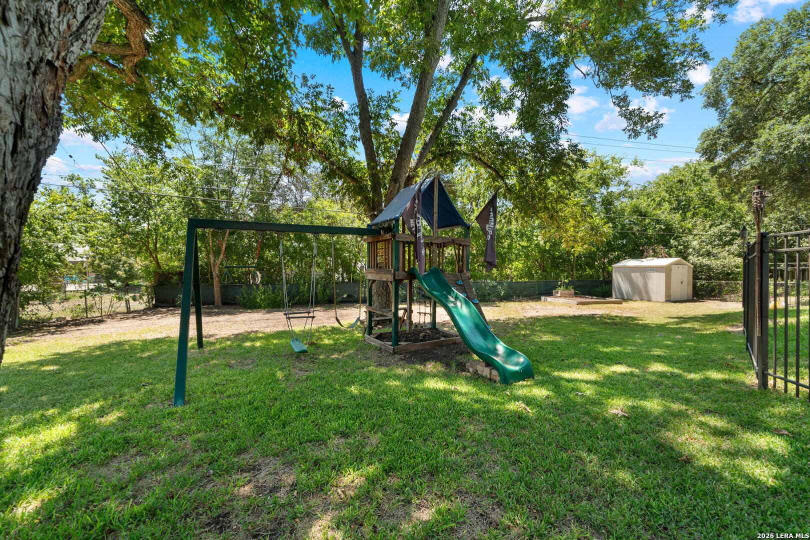638 Rocklyn Dr, Windcrest, TX 78239