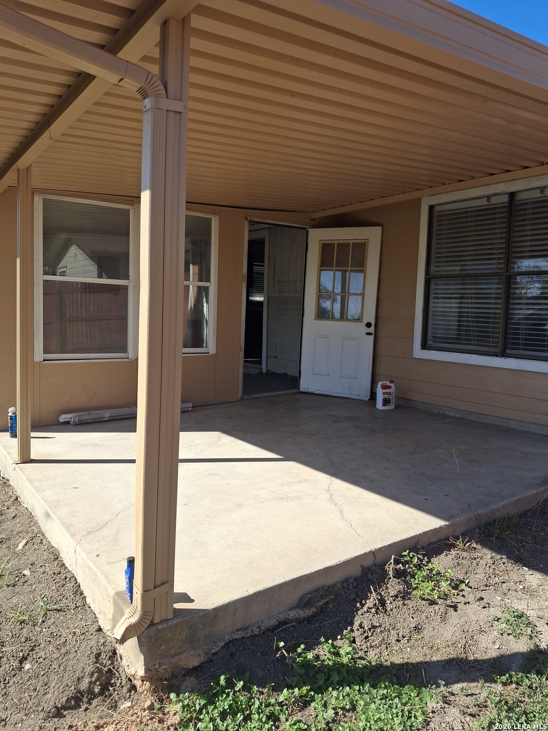 8742 RIDGE MILE, San Antonio, TX 78239
