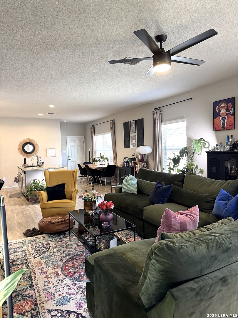 3033 Neptunes Sea, Converse, TX 78109