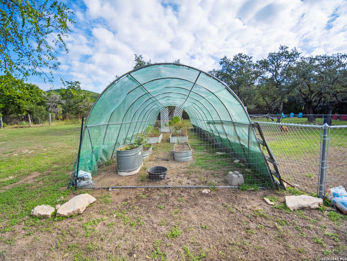 277 W BEAR SPRINGS RD, Pipe Creek, TX 78063