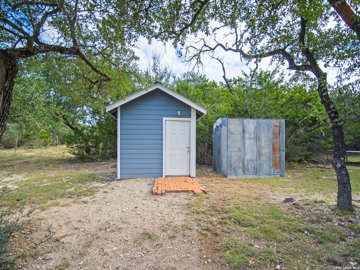 277 W BEAR SPRINGS RD, Pipe Creek, TX 78063