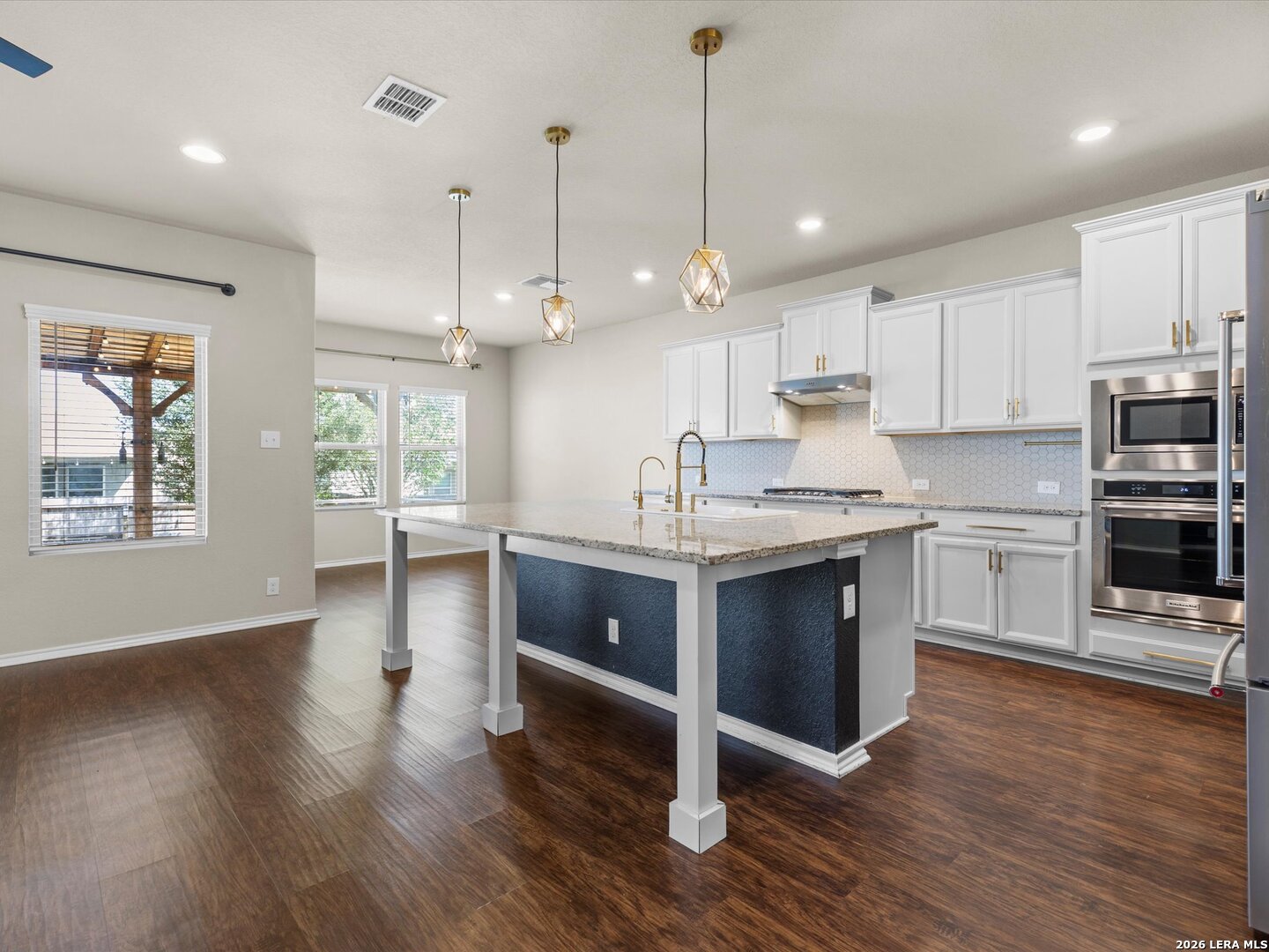 6906 Stipe Lane, Converse, TX 78109