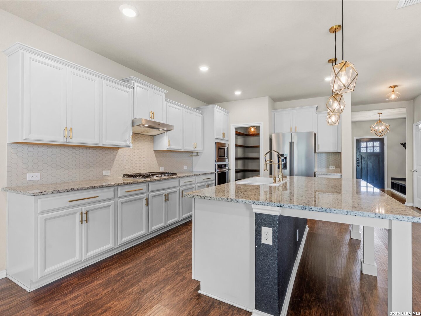 6906 Stipe Lane, Converse, TX 78109