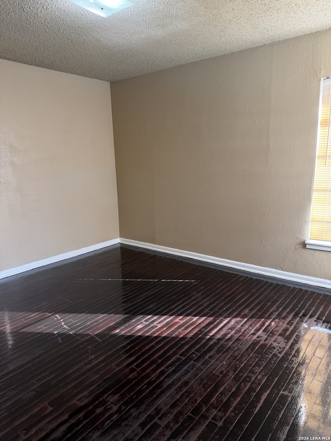 647 SUMNER DR, San Antonio, TX 78209