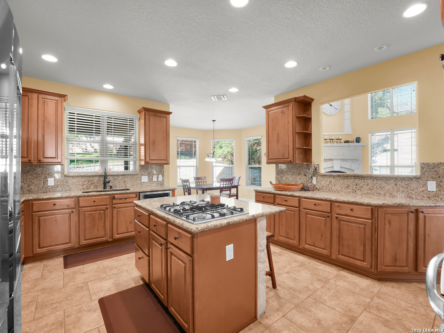 23711 VERDE RIV, San Antonio, TX 78255