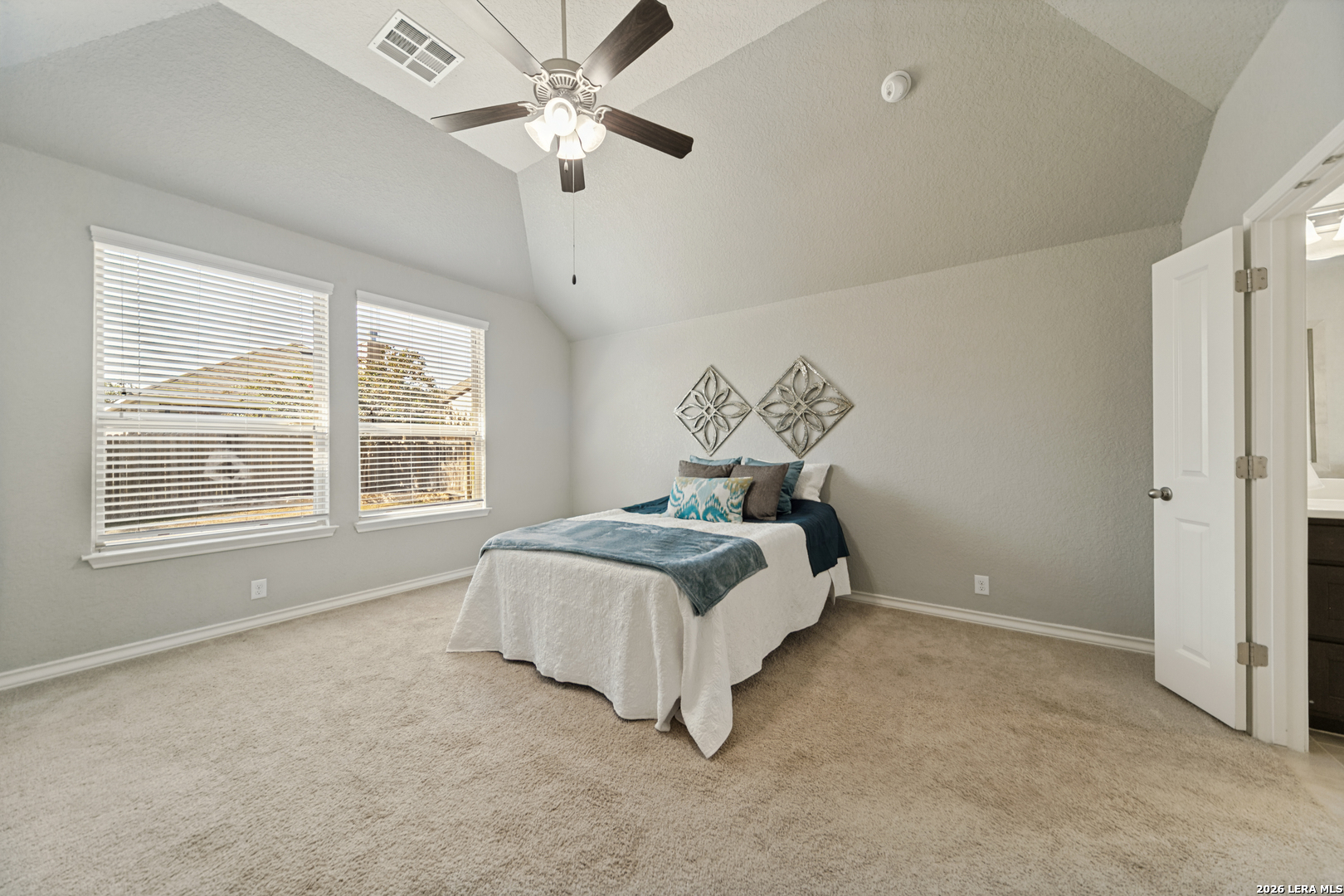 9750 Monken, Boerne, TX 78006