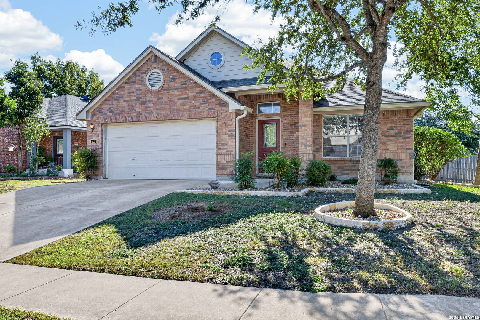 Property photo for 201 COMANCHE TRL, Cibolo, TX