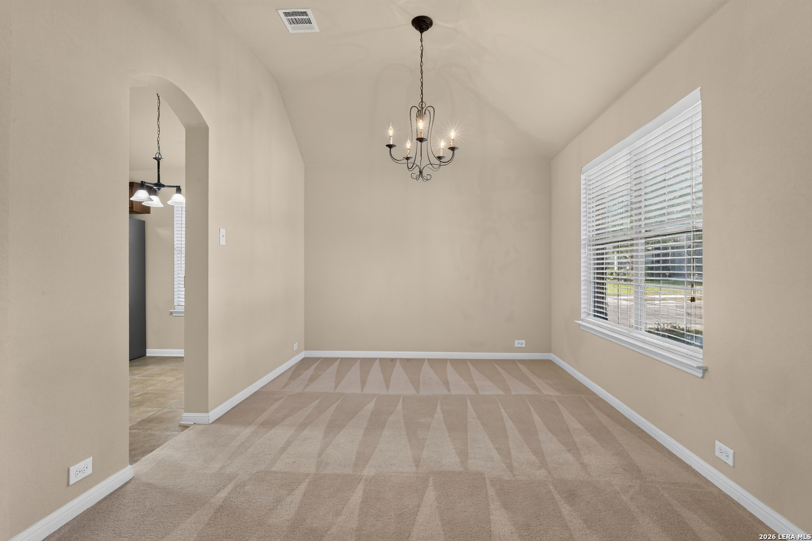 201 COMANCHE TRL, Cibolo, TX 78108