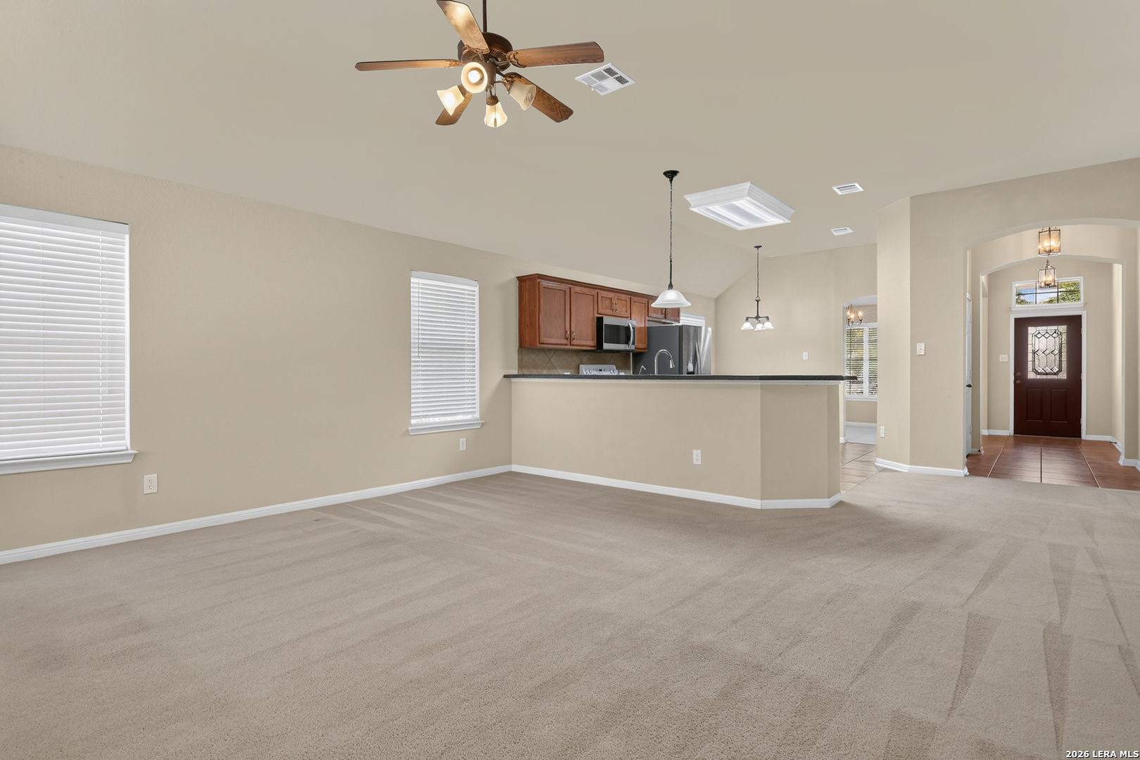 201 COMANCHE TRL, Cibolo, TX 78108
