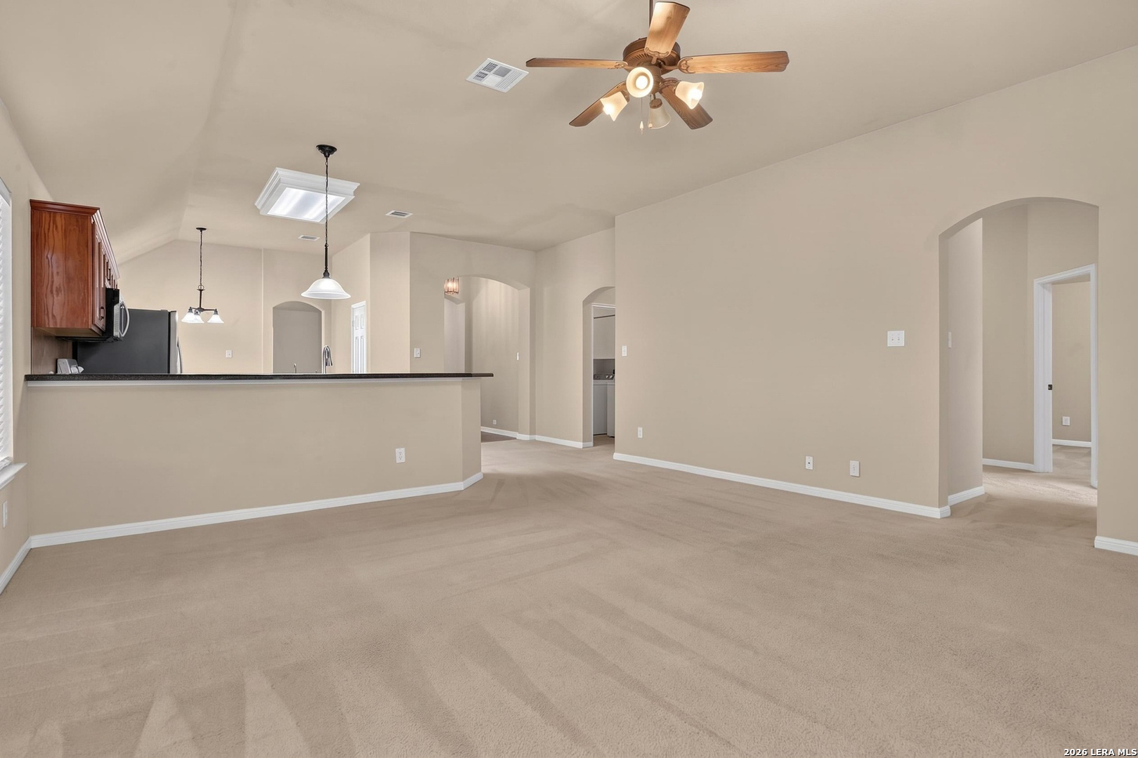201 COMANCHE TRL, Cibolo, TX 78108