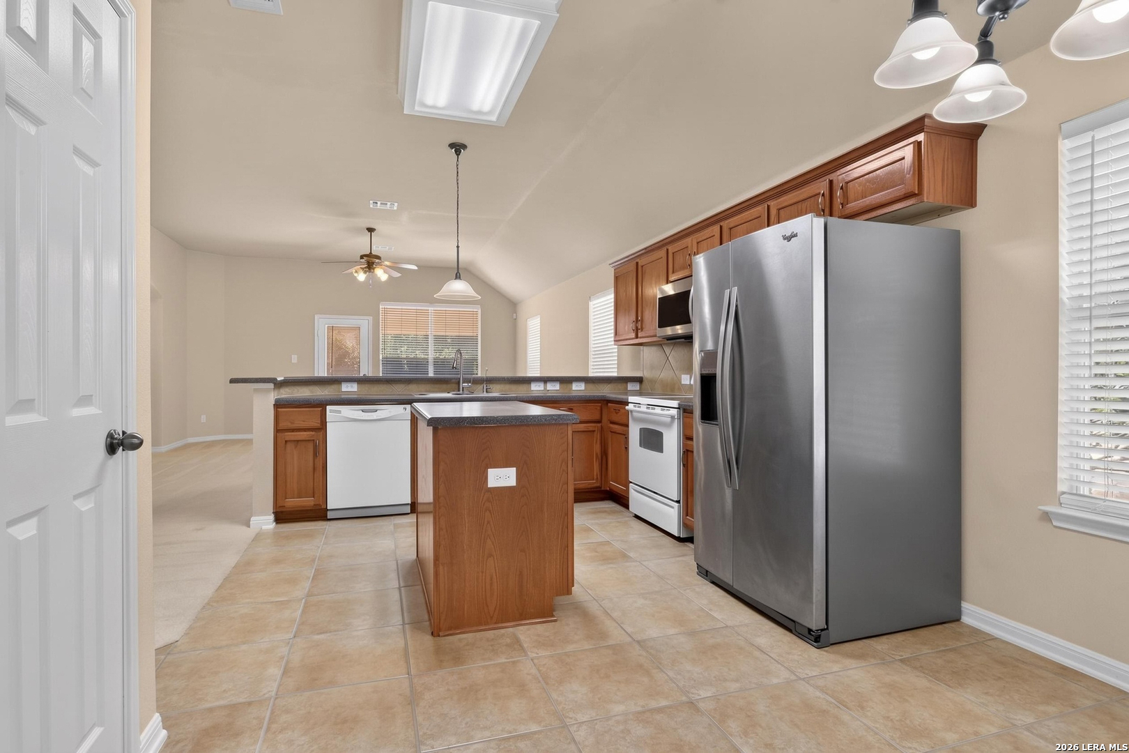 201 COMANCHE TRL, Cibolo, TX 78108