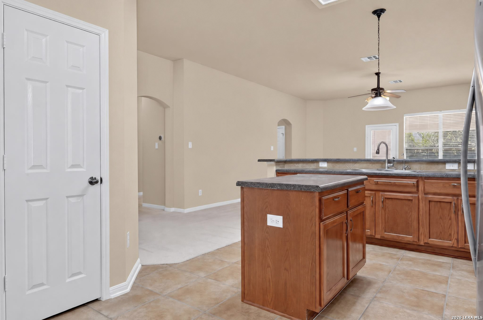 201 COMANCHE TRL, Cibolo, TX 78108
