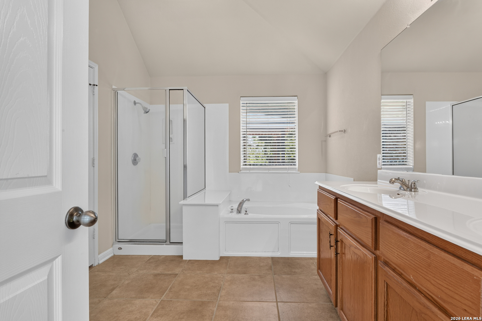 201 COMANCHE TRL, Cibolo, TX 78108