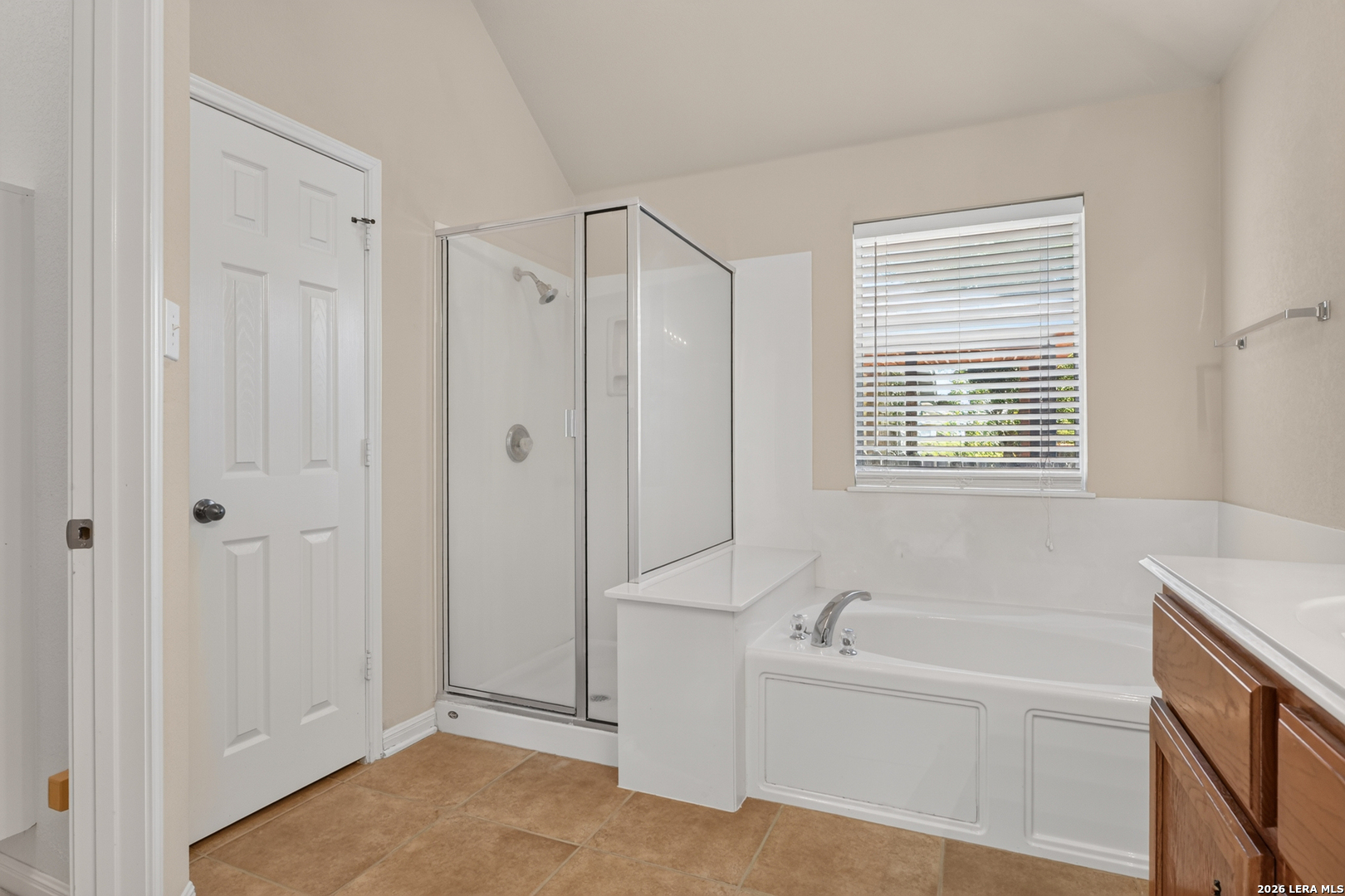 201 COMANCHE TRL, Cibolo, TX 78108